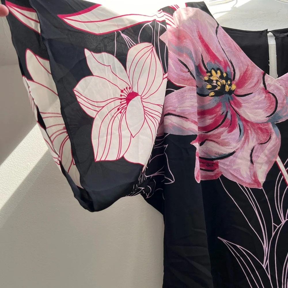 Floral Black and Pink Women's Top - Picture 2 of 3